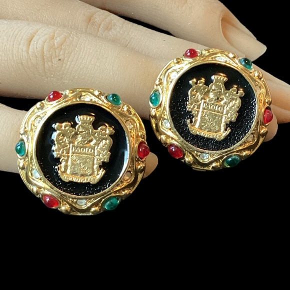 GUCCI 1980 Crested Gripoix Clip Earrings (t47) - Picture 9 of 11